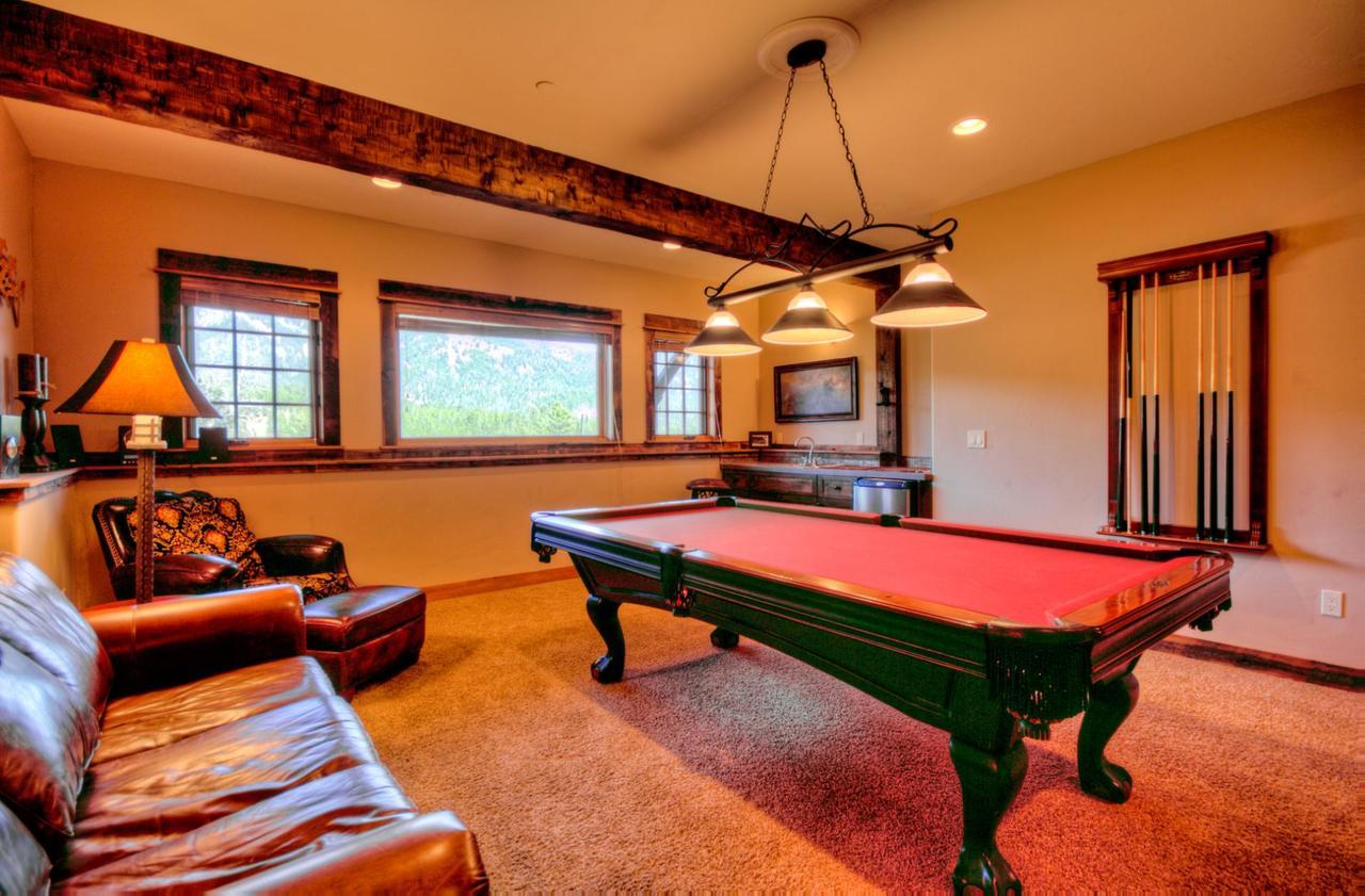 Antler Ridge Lodge Big Sky Buitenkant foto